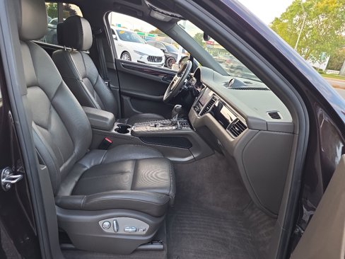 Used 2017 Porsche Macan S image 35