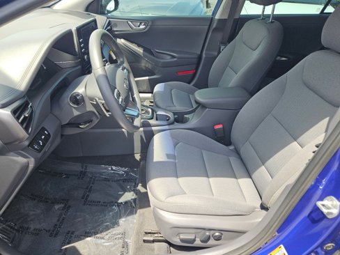 Used 2022 Hyundai Ioniq SE image 15