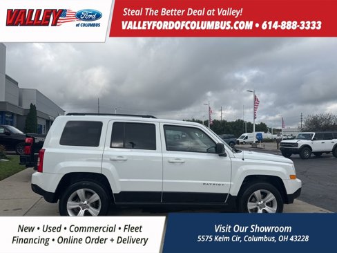 Used 2015 Jeep Patriot Latitude w/ Sun/Sound Group image 7