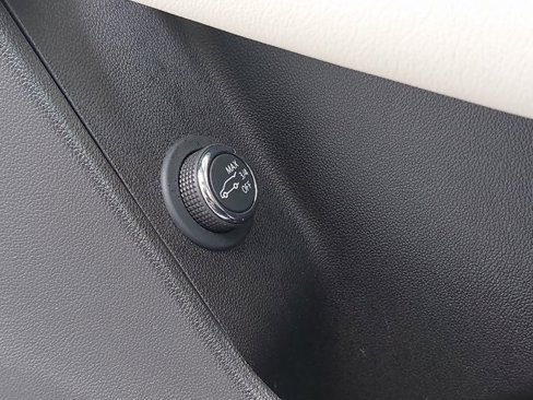 Certified 2022 Cadillac XT5 Sportv image 29
