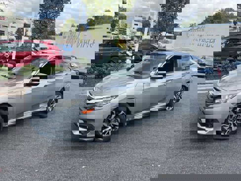 Used 2016 Honda Civic EX image 5