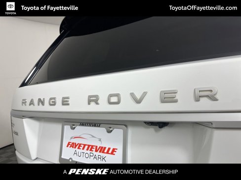 Used 2018 Land Rover Range Rover HSE image 3