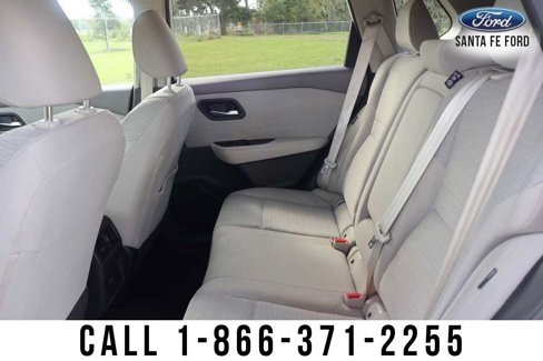 Used 2023 Nissan Rogue SV image 23
