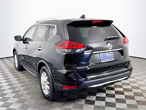 Certified 2020 Nissan Rogue SV image 6
