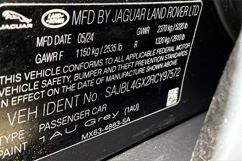 New 2024 Jaguar XF R-Dynamic SE image 13