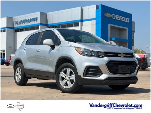 Used 2017 Chevrolet Trax LS image 1