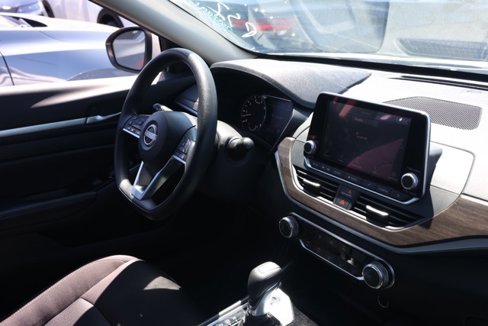 Used 2023 Nissan Altima 2.5 SV image 19