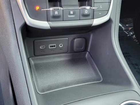 Certified 2023 GMC Terrain SLE image 29