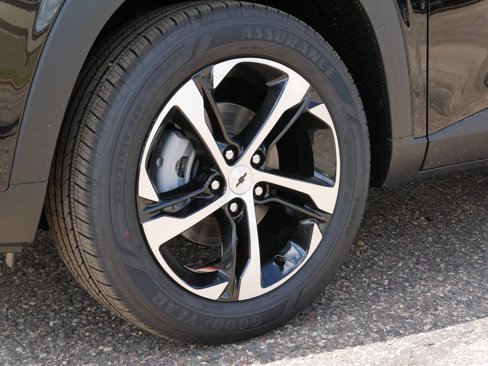 New 2025 Chevrolet Trax RS w/ Sunroof Package image 9
