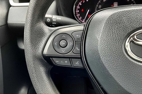 Used 2024 Toyota RAV4 XLE image 23