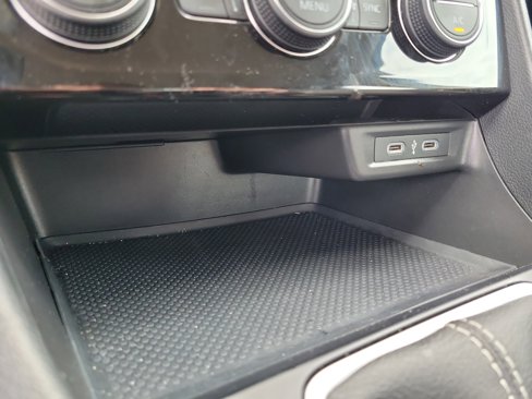 Used 2024 Volkswagen Jetta SE image 30