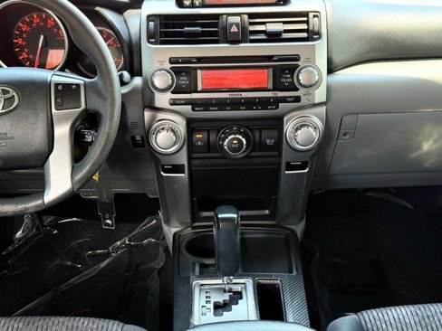 Used 2013 Toyota 4Runner SR5 image 13