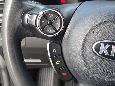 Used 2016 Kia Soul image 8