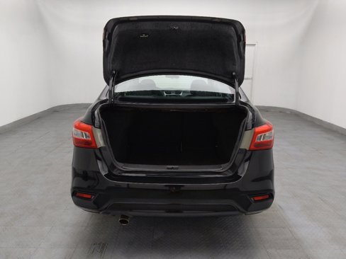Used 2019 Nissan Sentra SR image 29
