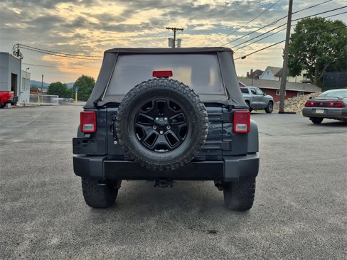 Used 2018 Jeep Wrangler Unlimited Sport image 14