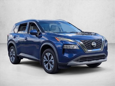 Used 2021 Nissan Rogue SV w/ Premium Package image 3
