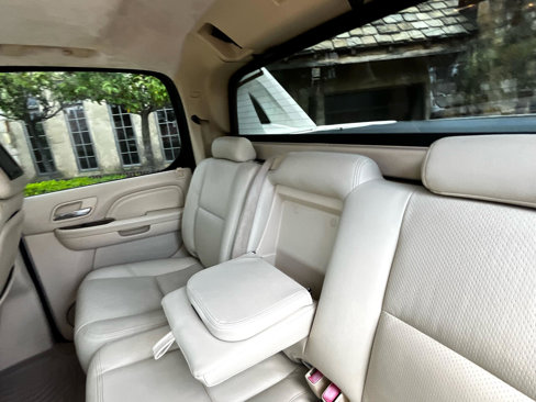 Used 2007 Cadillac Escalade EXT w/ Information Package image 47