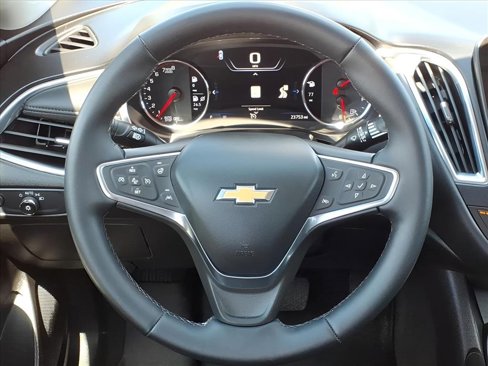 Used 2024 Chevrolet Malibu LT image 17