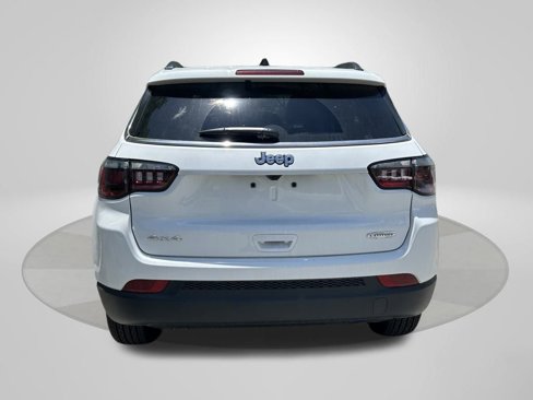 New 2025 Jeep Compass Latitude image 6