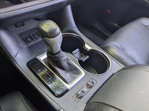 Used 2014 Toyota Highlander Limited image 12
