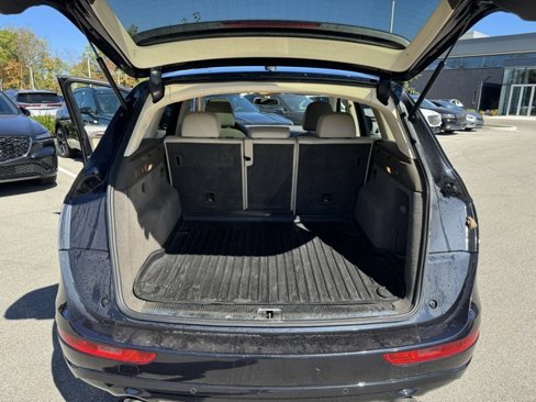Used 2017 Audi Q5 2.0T Premium Plus w/ Technology Package image 24