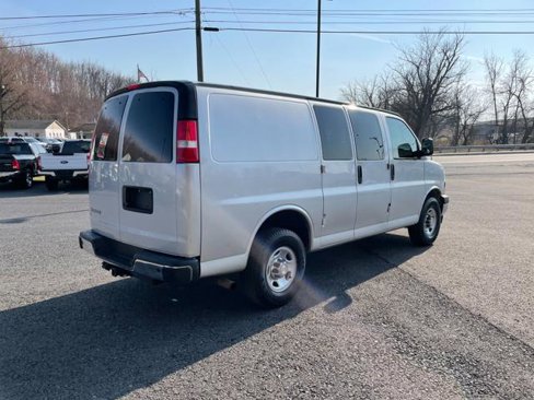 Used 2021 Chevrolet Express 2500 w/ Driver Convenience Package image 7