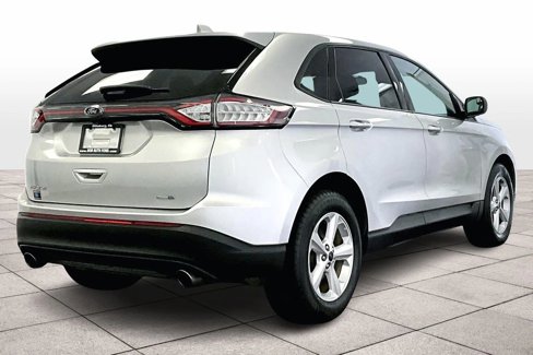Used 2016 Ford Edge SE image 12