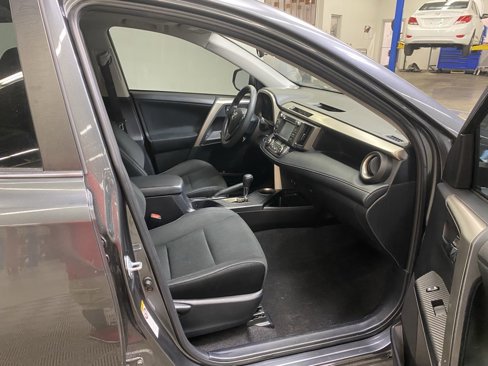 Used 2015 Toyota RAV4 XLE image 12