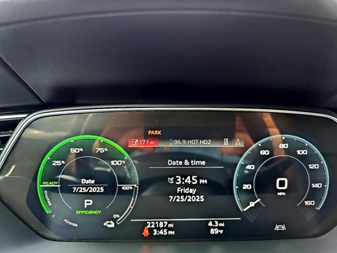 Used 2021 Audi e-tron Premium w/ Black Optic Package image 31