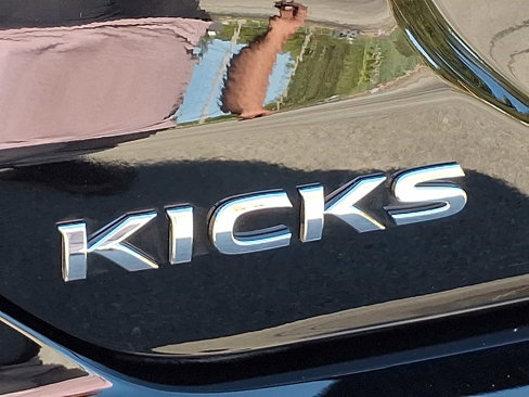 Used 2024 Nissan Kicks SV image 30
