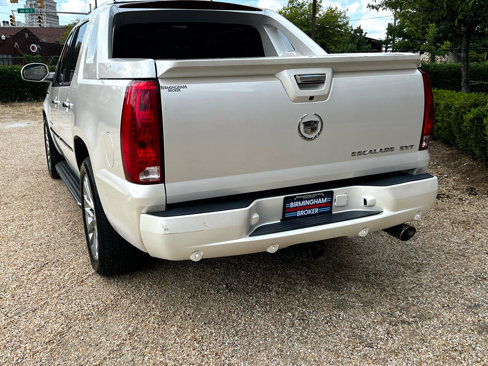 Used 2007 Cadillac Escalade EXT w/ Information Package image 6