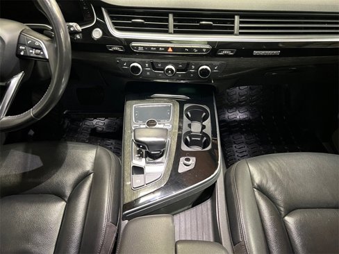 Used 2017 Audi Q7 3.0T Premium Plus w/ Premium Plus Package image 36