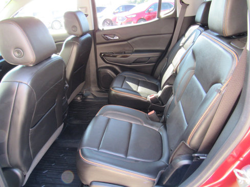Used 2021 GMC Acadia AT4 w/ Technology Package image 36