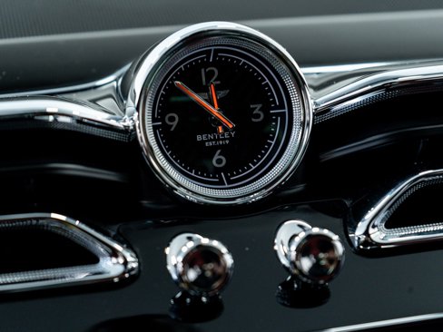 Certified 2022 Bentley Bentayga image 40