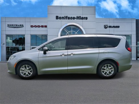 Used 2021 Chrysler Voyager Lxi image 7
