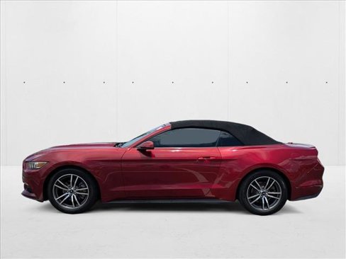 Used 2016 Ford Mustang Premium image 9