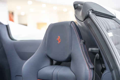 Used 2022 Ferrari 812 GTS image 28