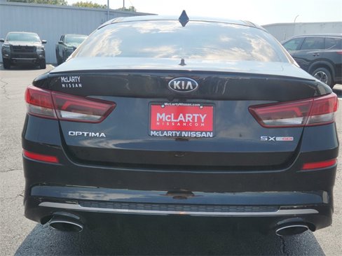 Used 2020 Kia Optima SX image 4