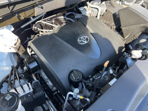 Used 2019 Toyota Highlander XLE image 25