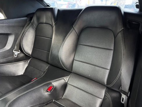 Used 2017 Ford Mustang Premium image 23