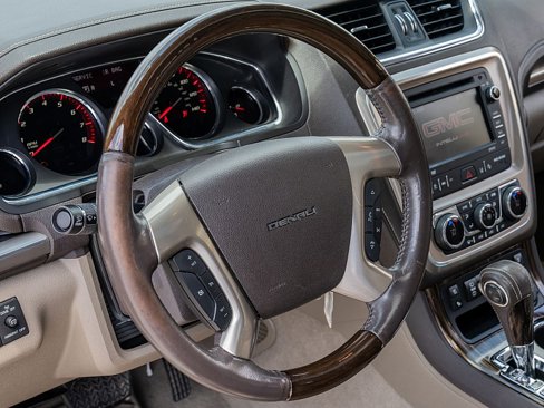 Used 2014 GMC Acadia Denali image 28