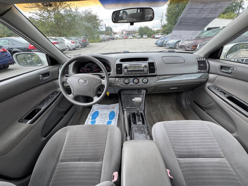 Used 2005 Toyota Camry LE image 13