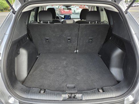 Used 2021 Ford Escape SE image 15