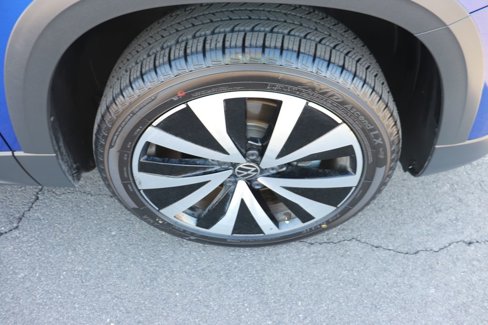 Used 2024 Volkswagen Taos SE image 24