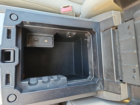 Used 2011 Ford Expedition XLT w/ HD Trailer Tow Pkg image 30