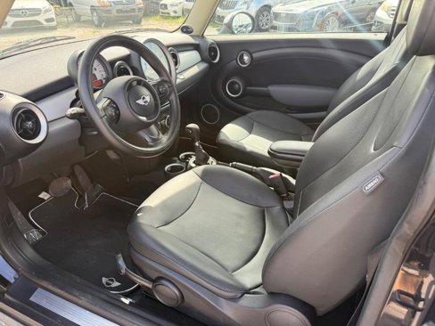 Used 2012 MINI Cooper Hardtop image 9