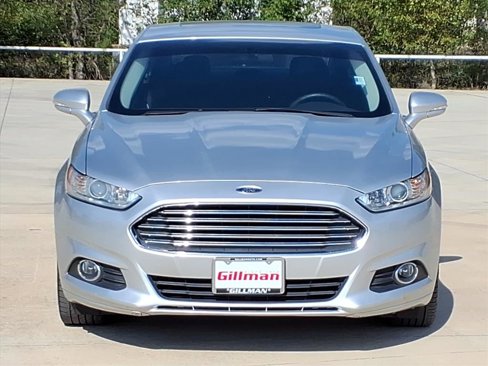 Used 2014 Ford Fusion SE image 4