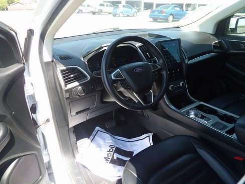 Used 2022 Ford Edge SEL image 10