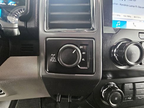 Used 2019 Ford F150 XLT image 12