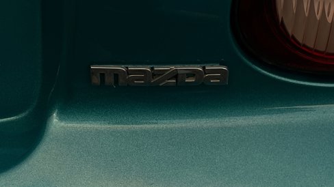 Used 2002 MAZDA MX-5 Miata LS image 35